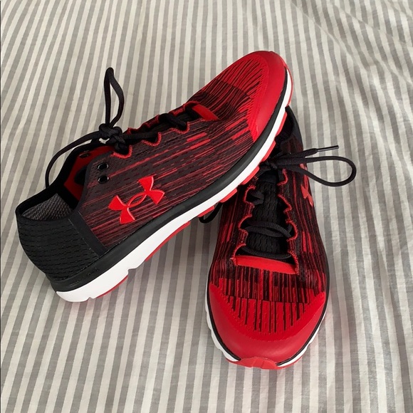 ua speedform velociti gr